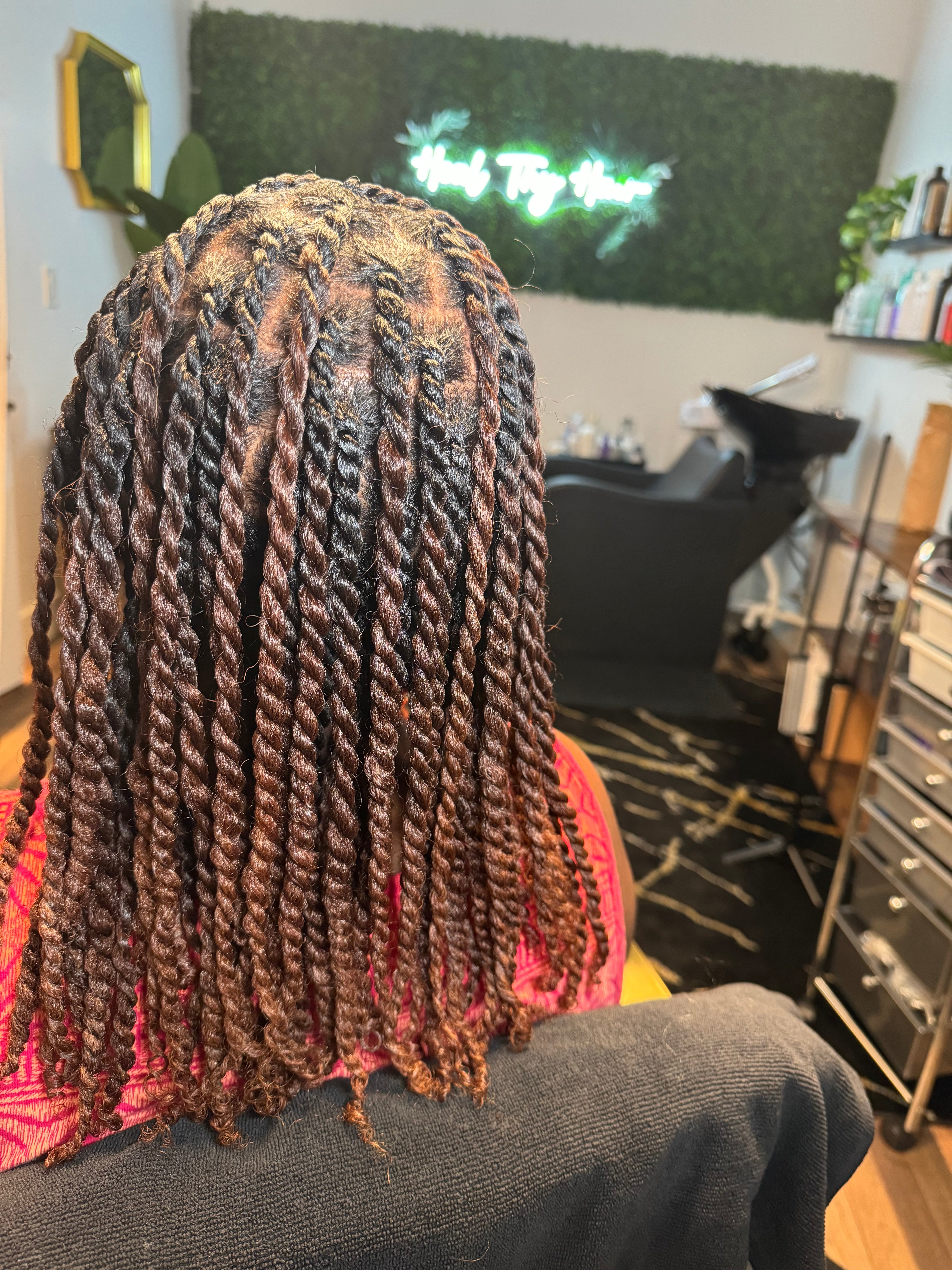 Two-strand twists with clean parting